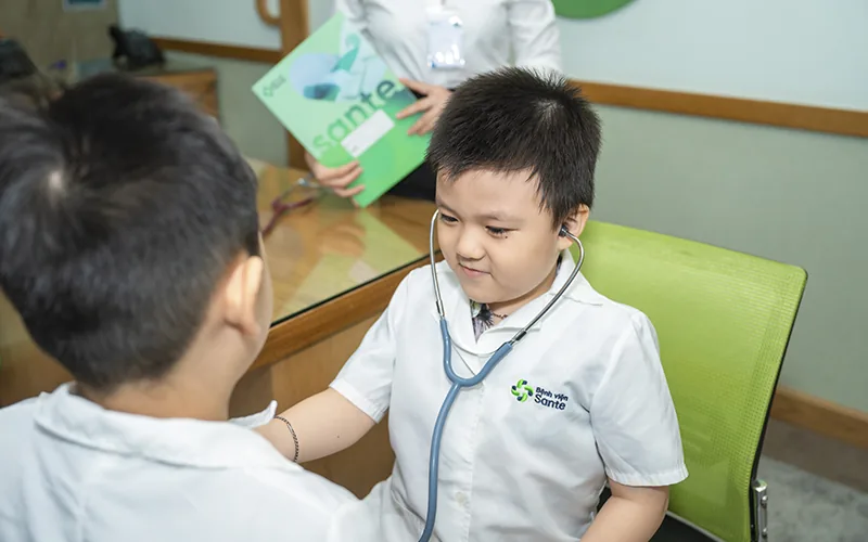 Trải nghiệm làm bác sĩ cùng với Bệnh viện Sante 2 Trải nghiệm làm bác sĩ cùng với Bệnh viện Sante 2