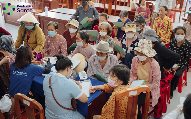 Đo huyết áp và sinh hiệu cho người dân - Bệnh viện SANTE Bình Thạnh, TP.HCM Đo huyết áp và sinh hiệu cho người dân - Bệnh viện SANTE Bình Thạnh, TP.HCM
