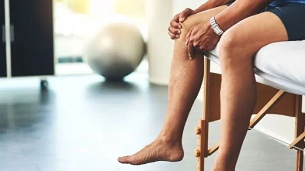 Bệnh viện Sante - Đau đầu gối khi đứng lên ngồi xuống điều trị như thế nào? (Hình 2) Bệnh viện Sante - Đau đầu gối khi đứng lên ngồi xuống điều trị như thế nào? (Hình 2)