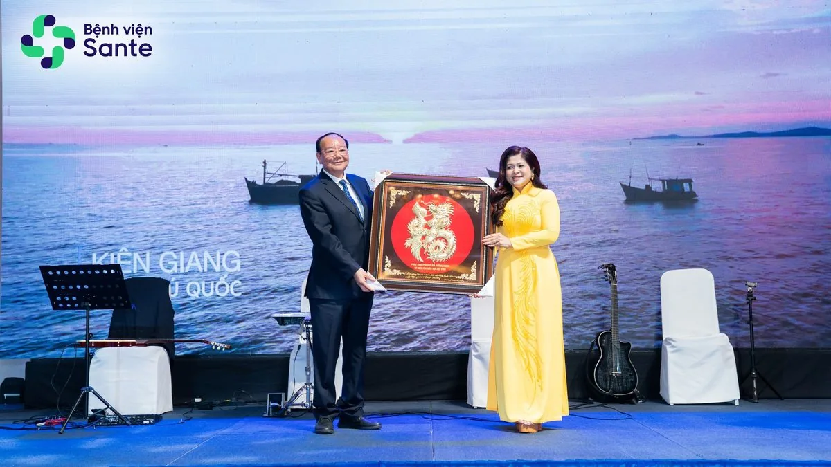 TÂN NIÊN BỆNH VIỆN SANTE MỪNG NGÀY THẦY THUỐC VIỆT NAM, CHẤT LƯỢNG HIỆU QUẢ LAN TỎA NIỀM TIN - Hình 3 TÂN NIÊN BỆNH VIỆN SANTE MỪNG NGÀY THẦY THUỐC VIỆT NAM, CHẤT LƯỢNG HIỆU QUẢ LAN TỎA NIỀM TIN - Hình 3